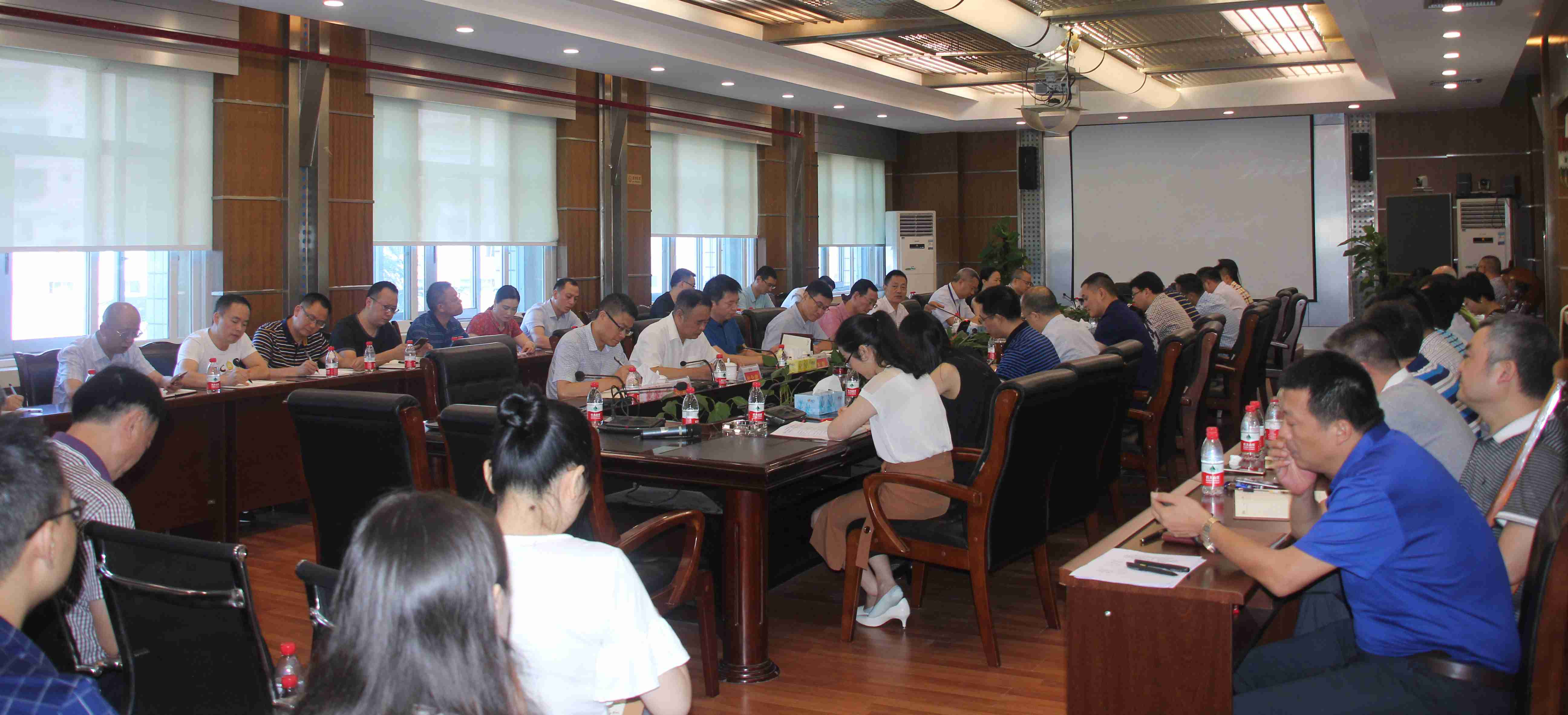 集团会议图片1_副本 集团会议图片1_副本