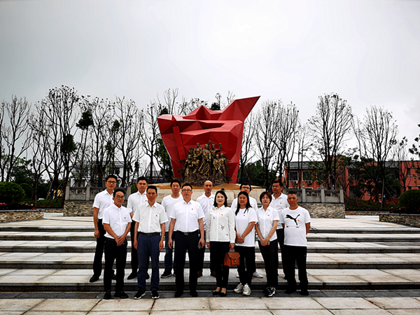 图片1 图片1